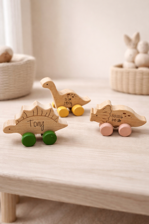 Personalisiertes Holz Dino-Spielzeug 3er Set