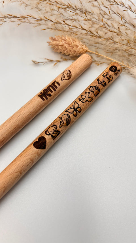 Kugelschreiber aus Holz mit Namensgravur | Personalisierter Kugelschreiber aus Holz